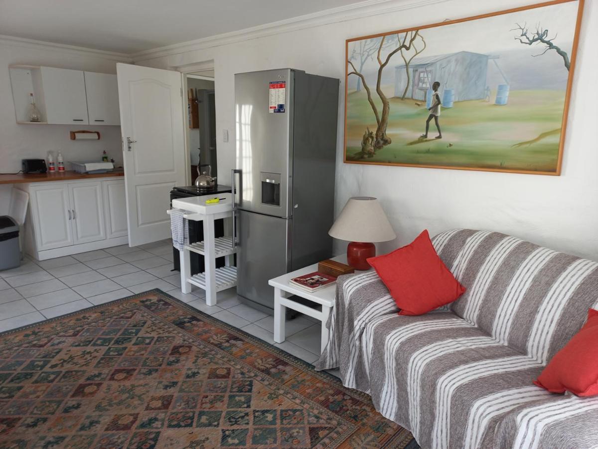 Onrus Garden Cottage, Sunny And Spacious Hermanus Exterior photo