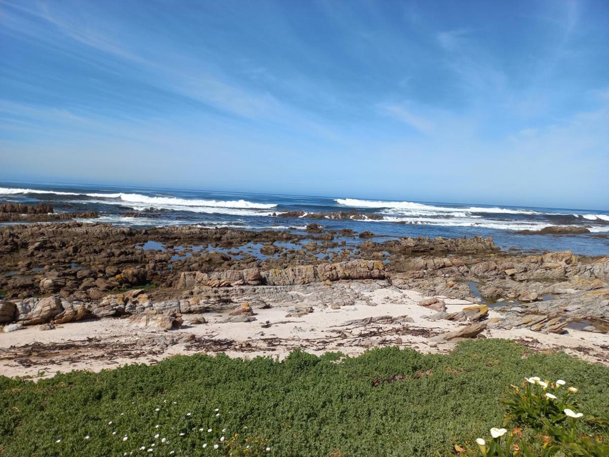 Onrus Garden Cottage, Sunny And Spacious Hermanus Exterior photo